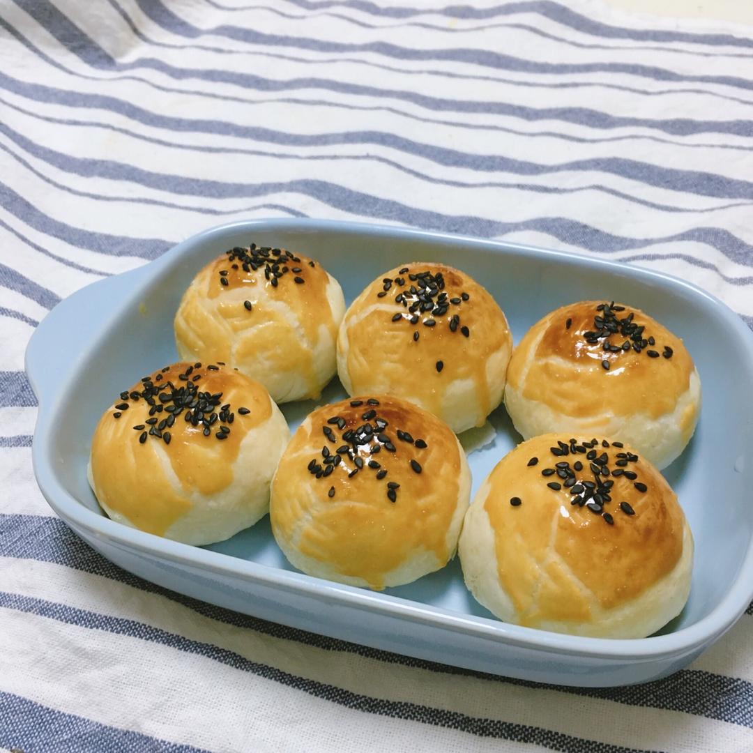 蛋黄酥