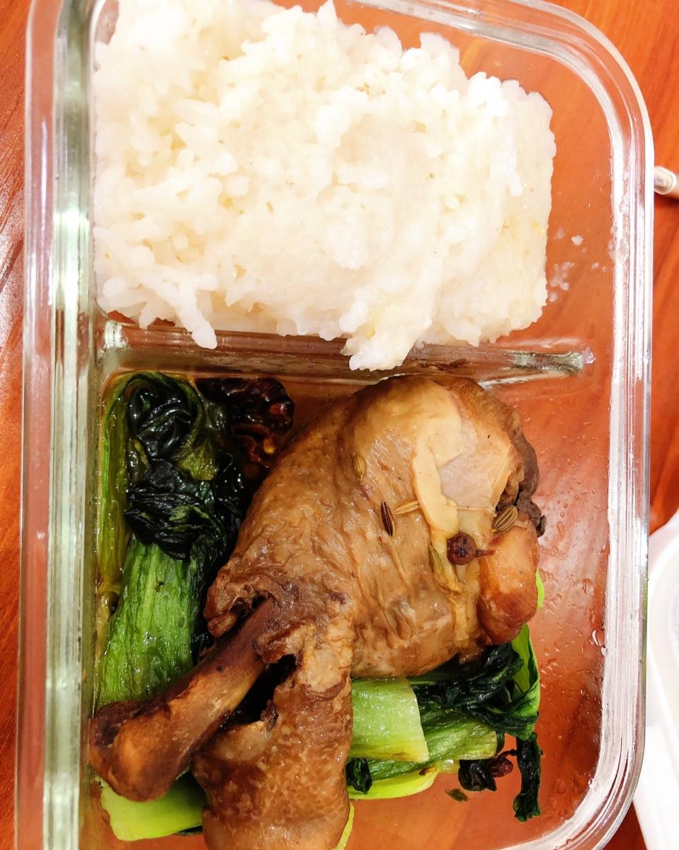 超级好吃的“秘制鸡腿”⋯老妈的独家秘方