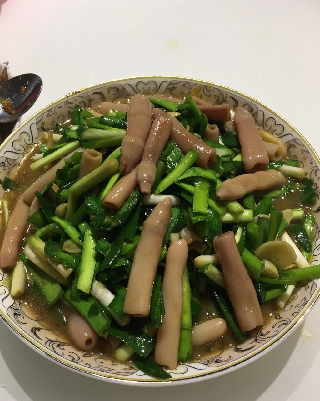 绿萝美丽做的韭菜炒海肠