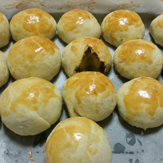 豆沙蛋黄酥