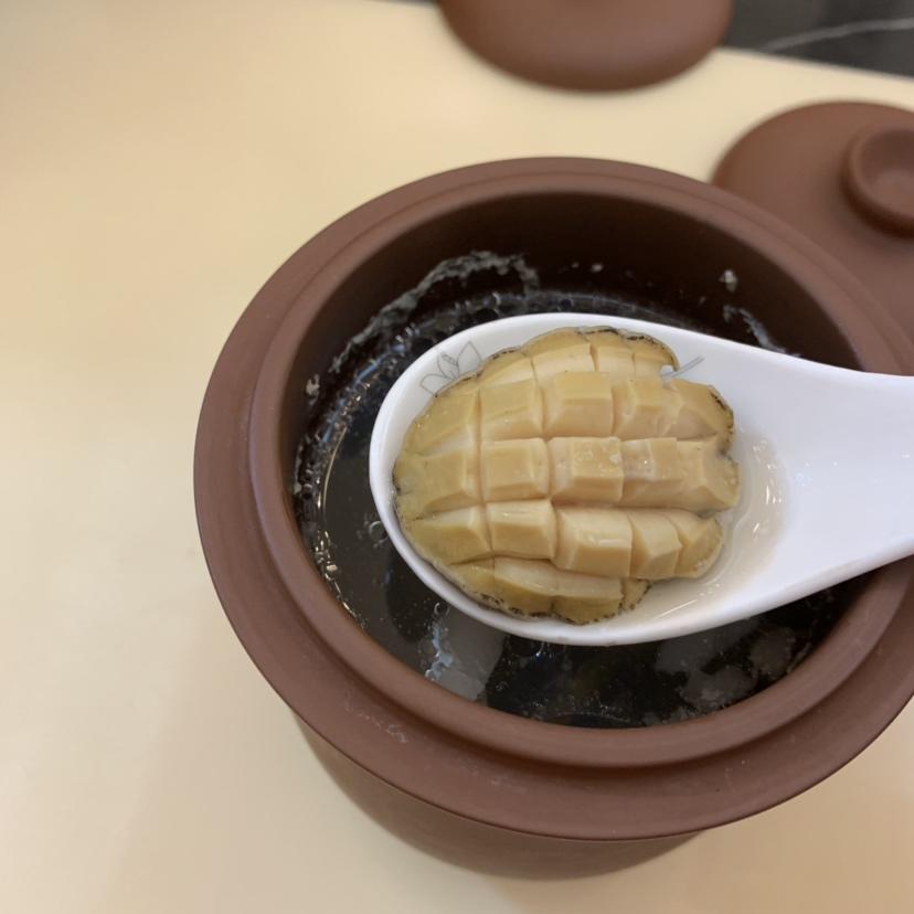 石斛花旗参炖瘦肉鲍鱼汤