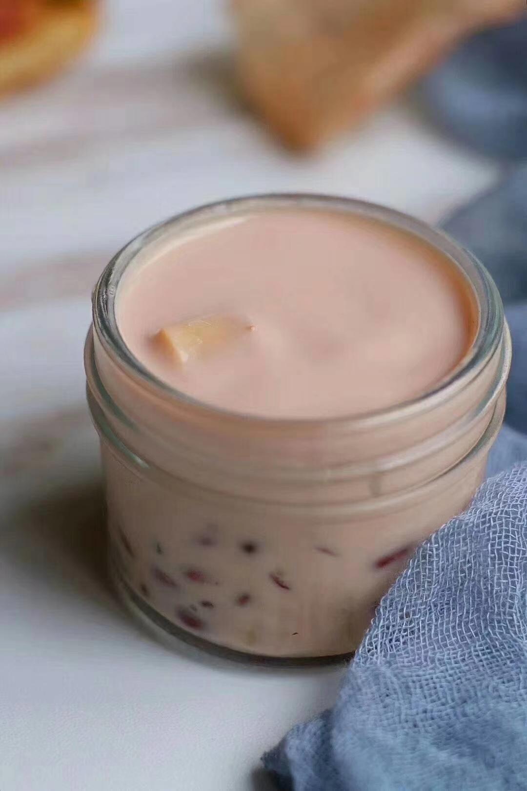 花胶冻 紫米红豆桃胶花胶牛奶