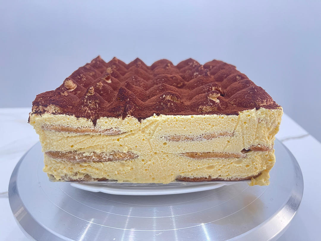 在欧洲学会的经典版提拉米苏