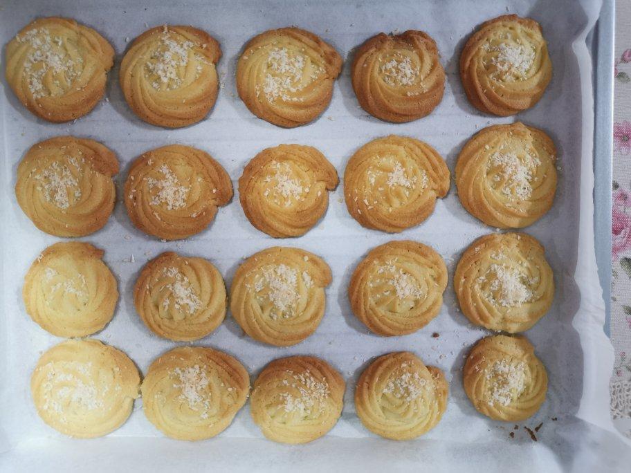 曲奇饼干的做法（烤箱做曲奇）