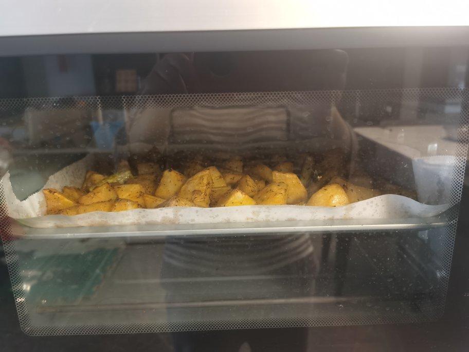 简单易做🤪比西餐厅做得还要好吃的烤土豆角