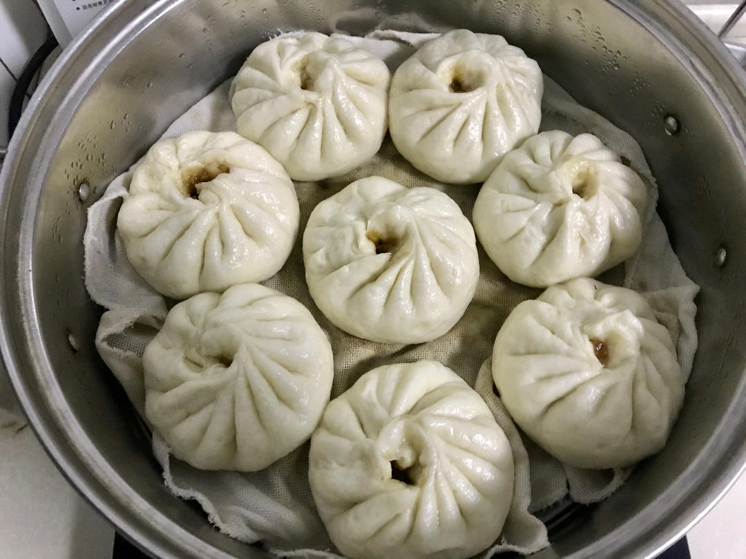 叉烧包（附捏包子视频）