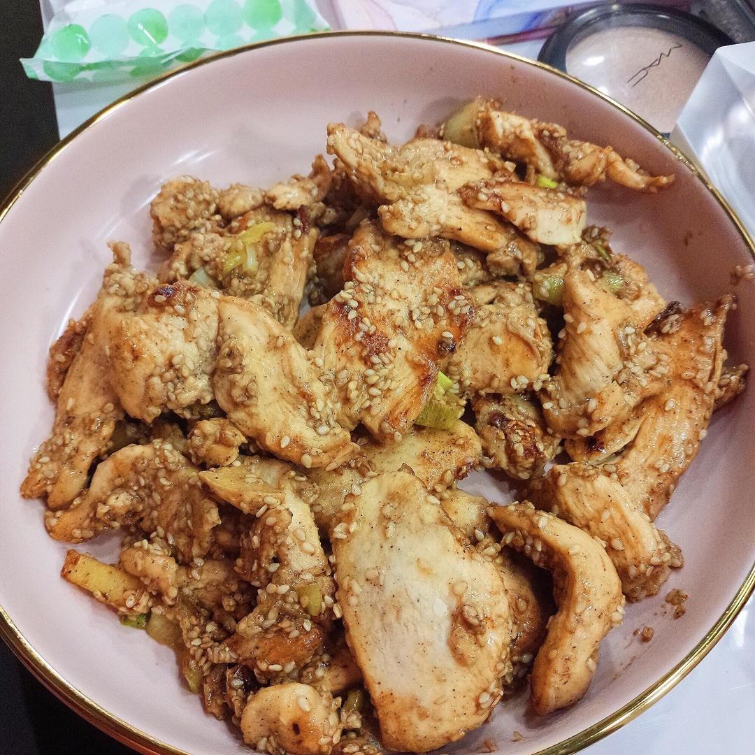 孜然鸡胸肉，低脂低卡好吃无压力。