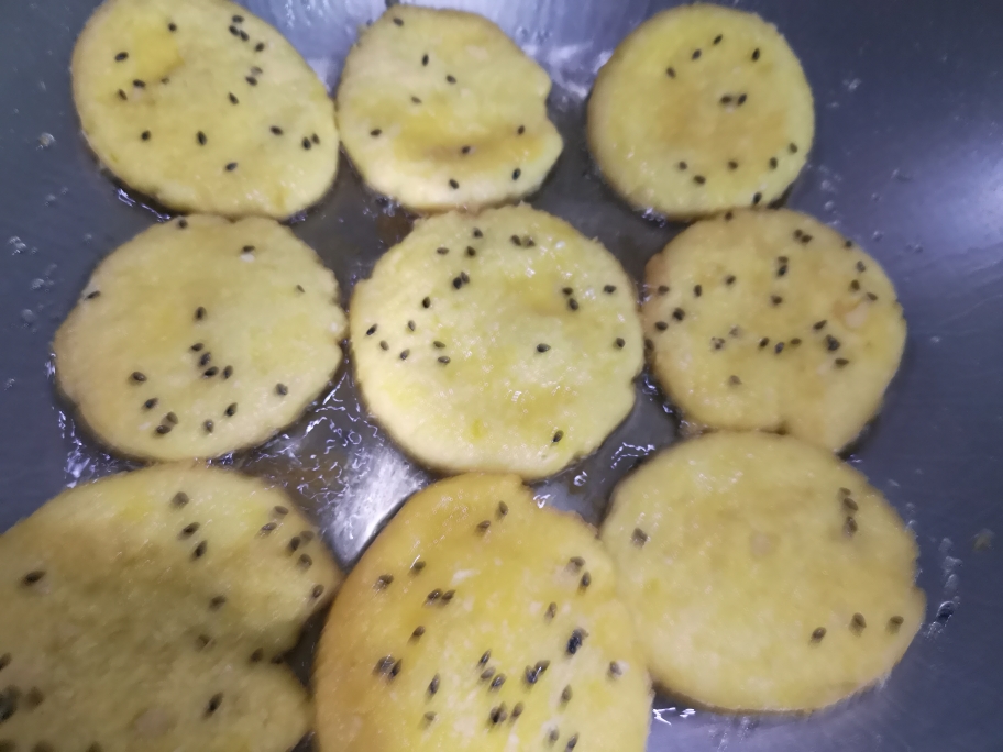 香喷喷的南瓜饼的做法 步骤9
