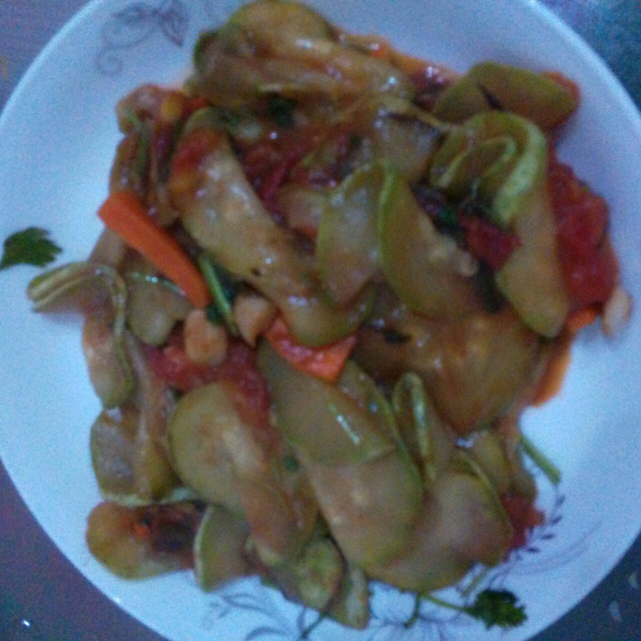 西红柿炒西葫芦