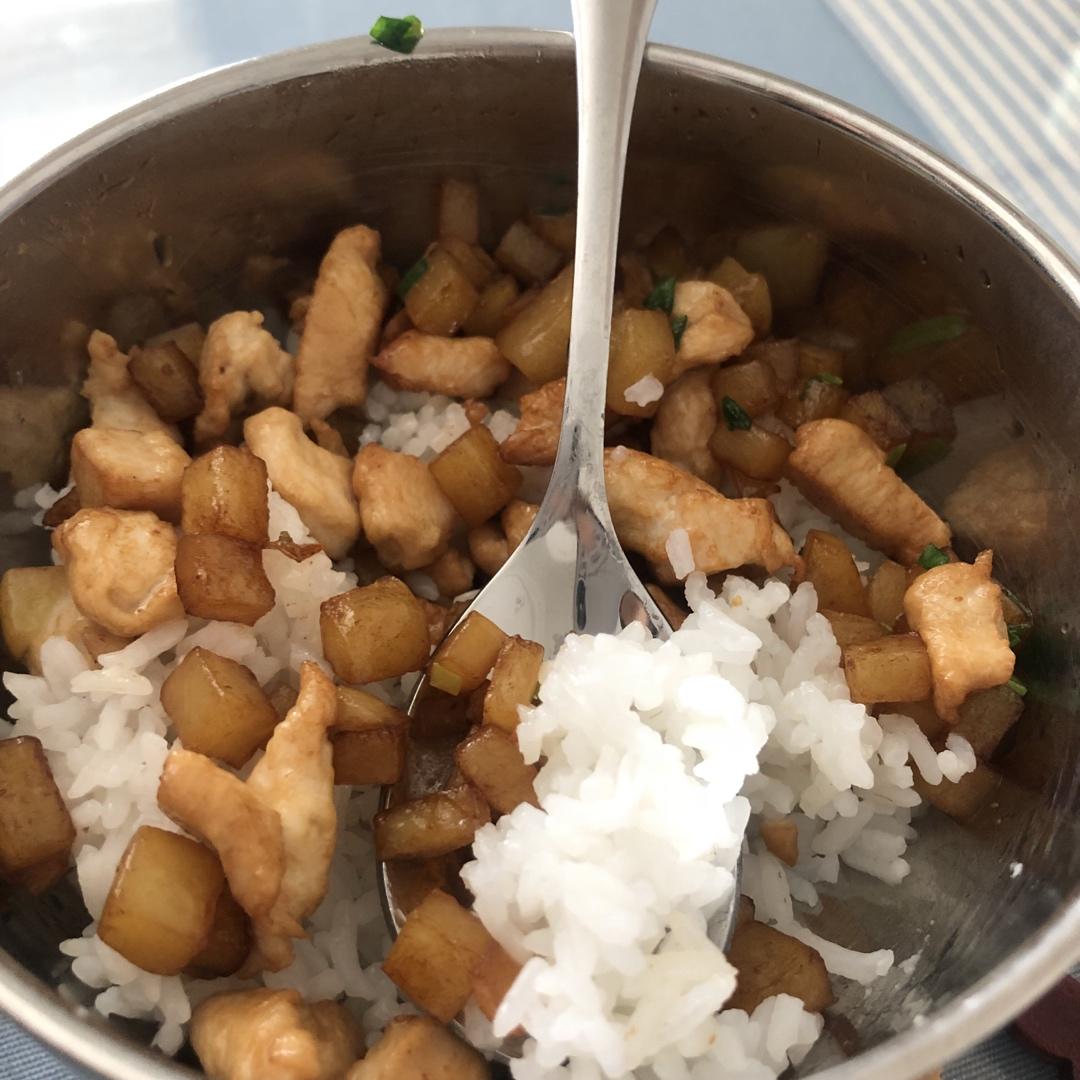 一道怎么做都好吃的干煎土豆鸡丁（红烧，咖喱，椒盐，孜然）