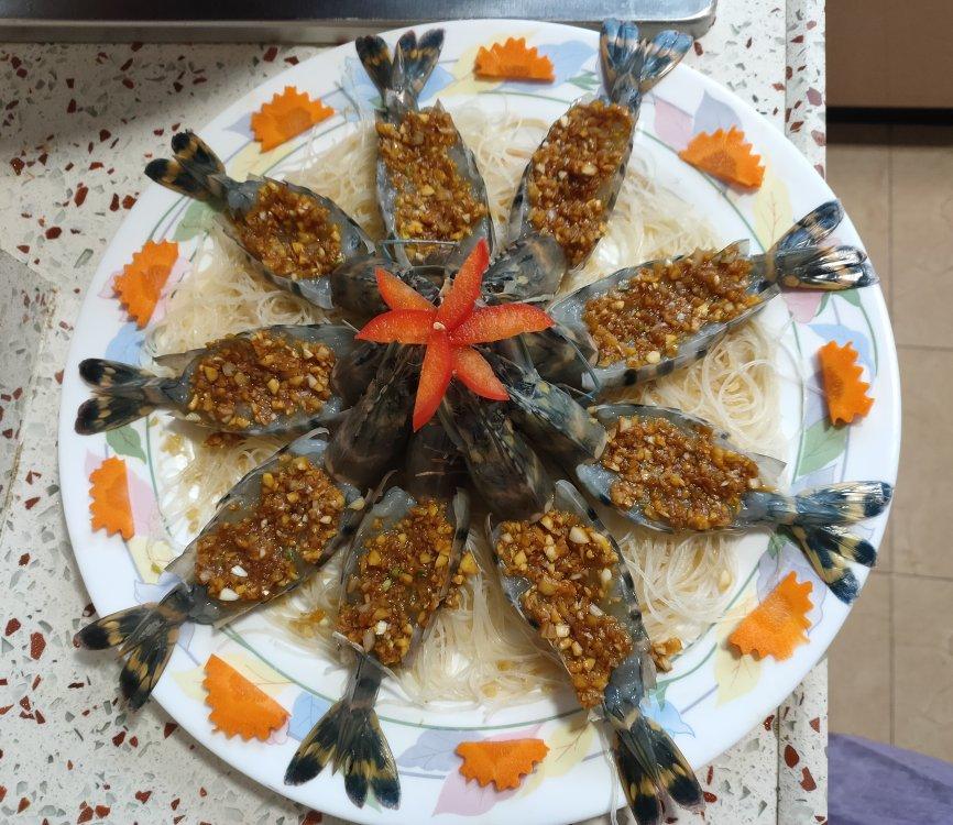 最美年夜饭-🌺花开富贵🦐（蒜蓉粉丝开背虾）