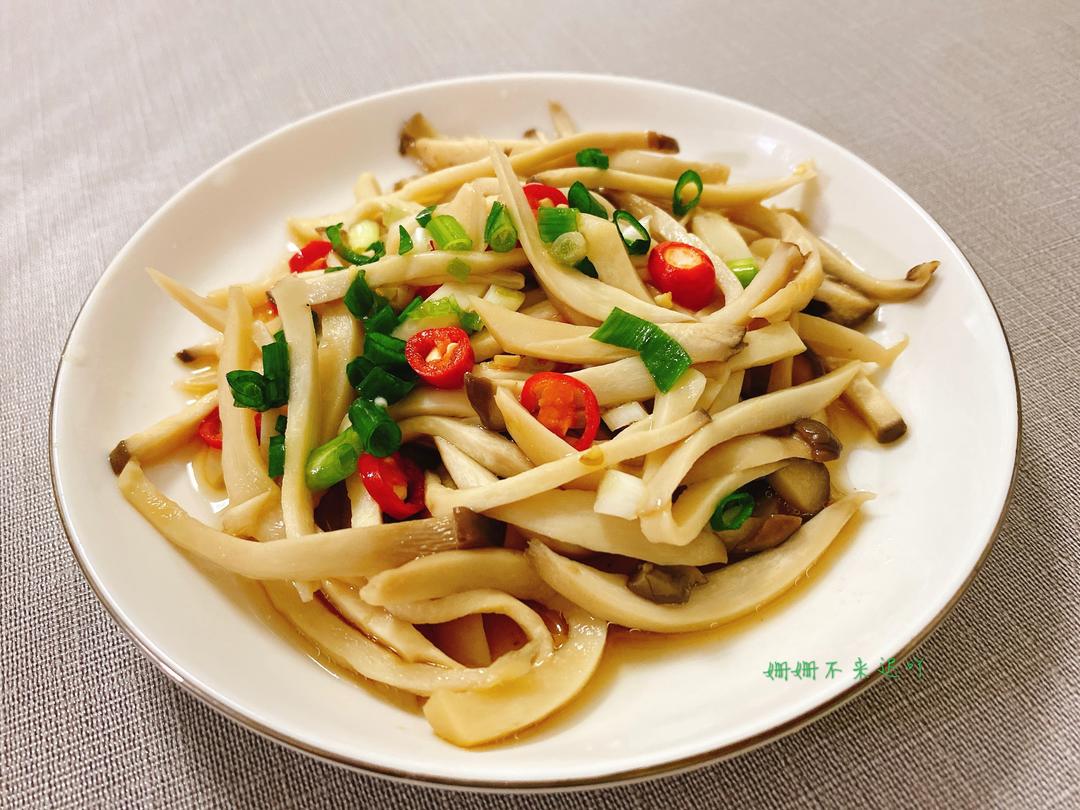 5分钟制作凉拌杏鲍菇