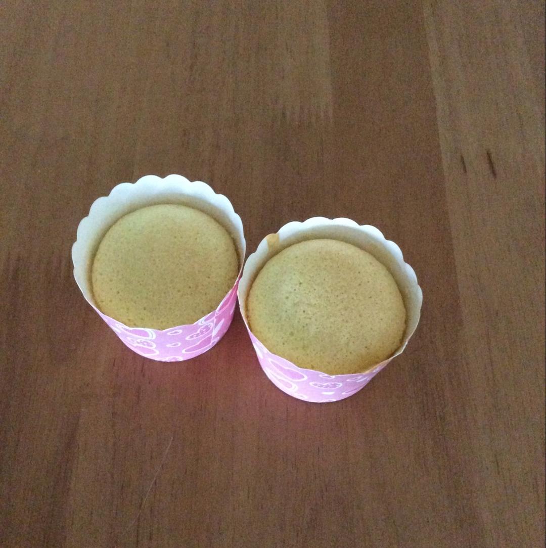 椰汁纸杯蛋糕