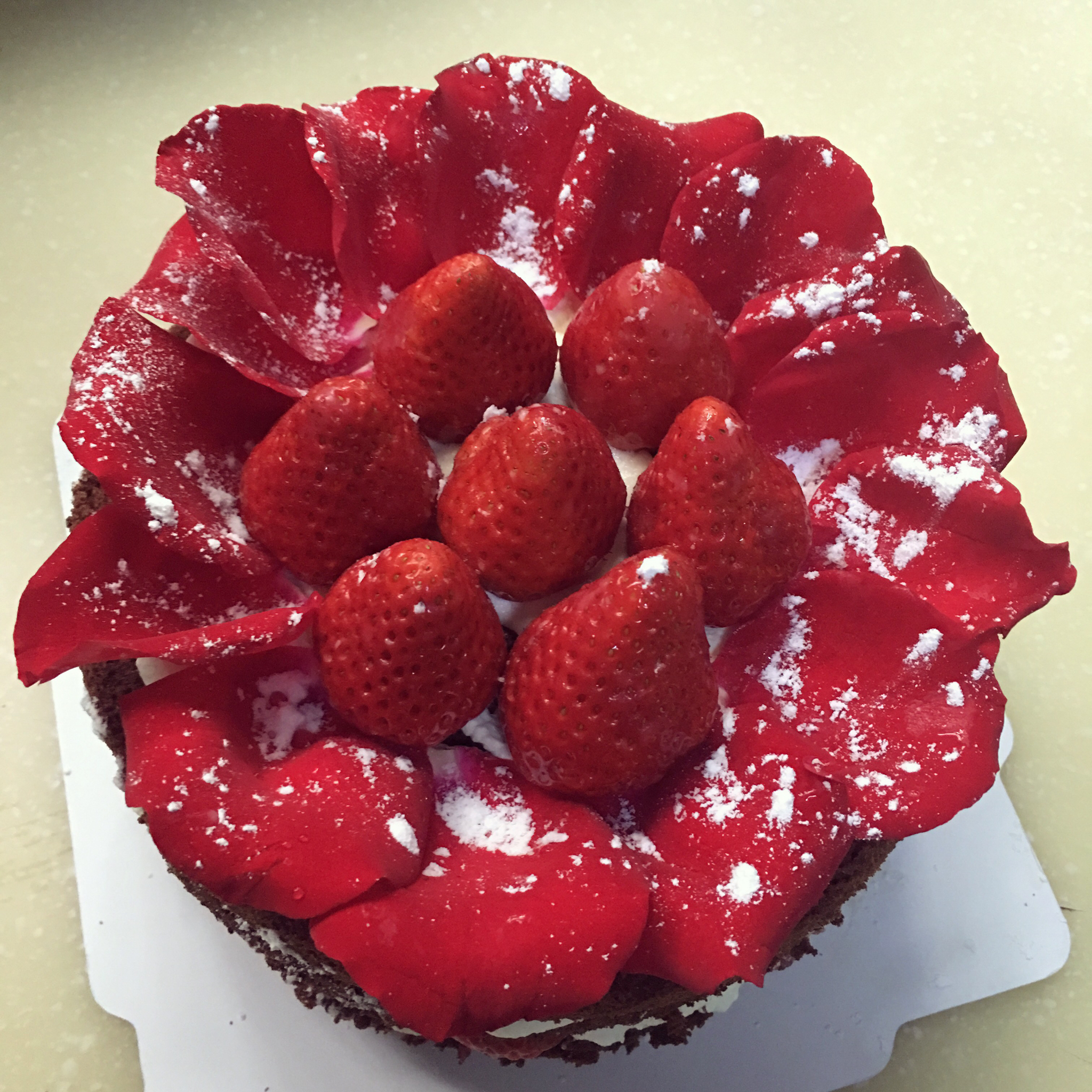 草莓玫瑰裸蛋糕（图文+视频）