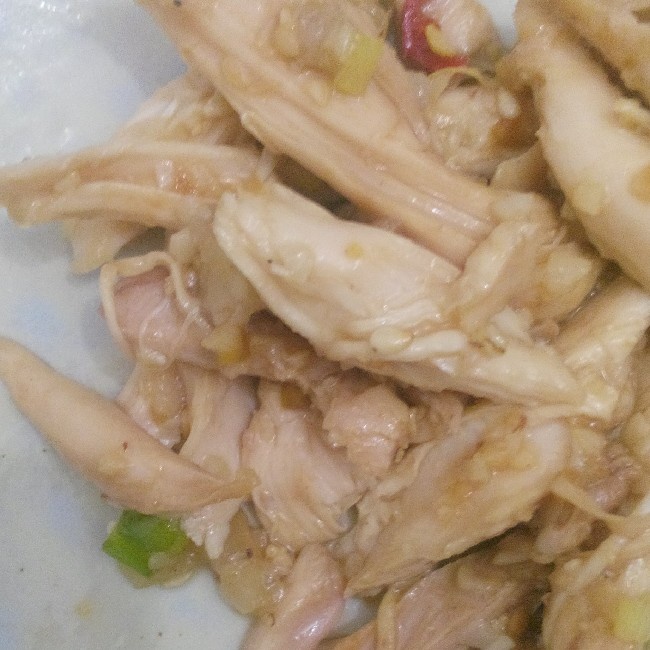 家常香嫩手撕鸡