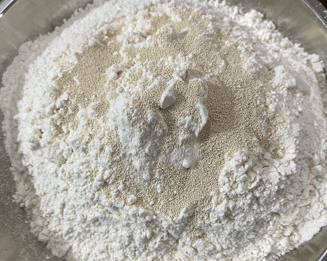 纯奶手撕吐司的做法 步骤1