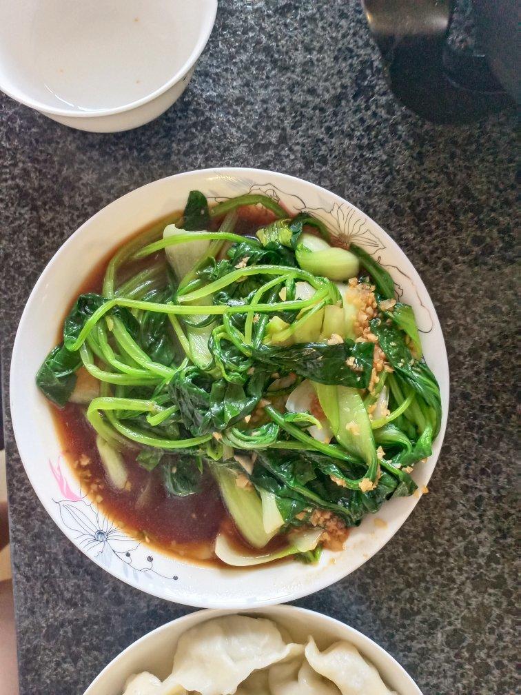 白灼西生菜