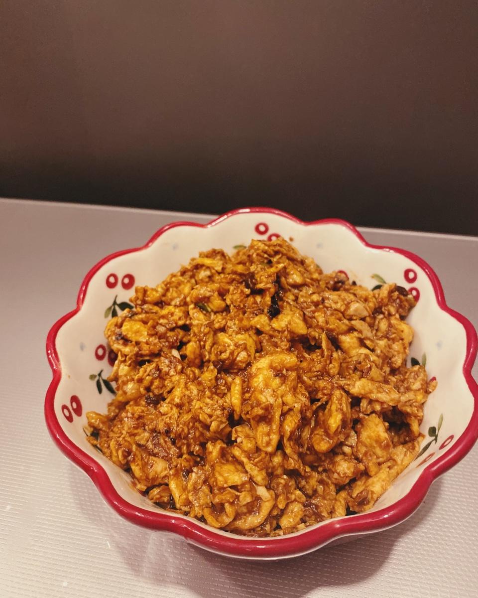鸡蛋酱拌面
