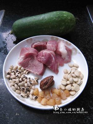 瑶柱节瓜煲猪展汤——祛湿美容汤的做法 步骤1