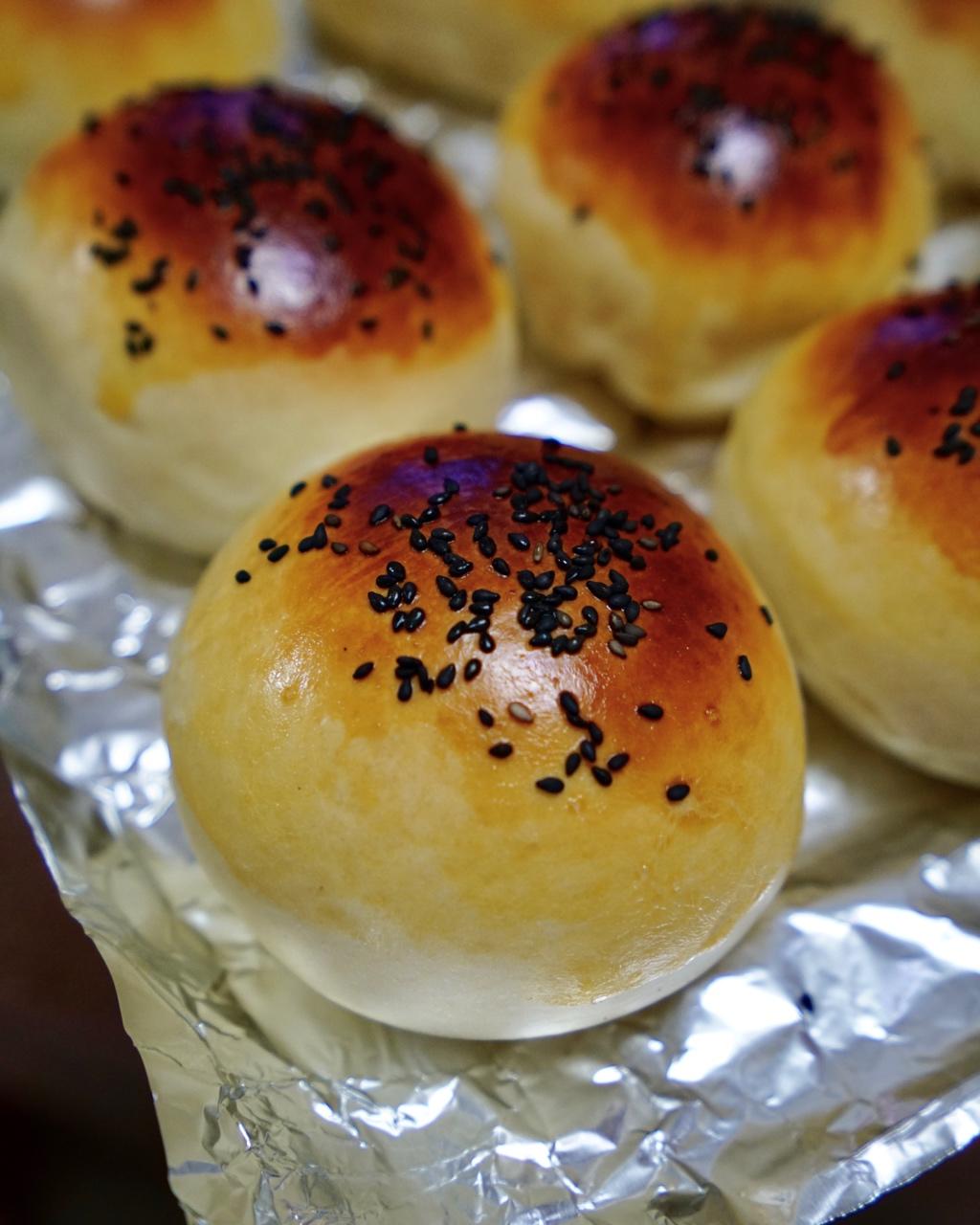 温柔的“中种奶油红豆面包”