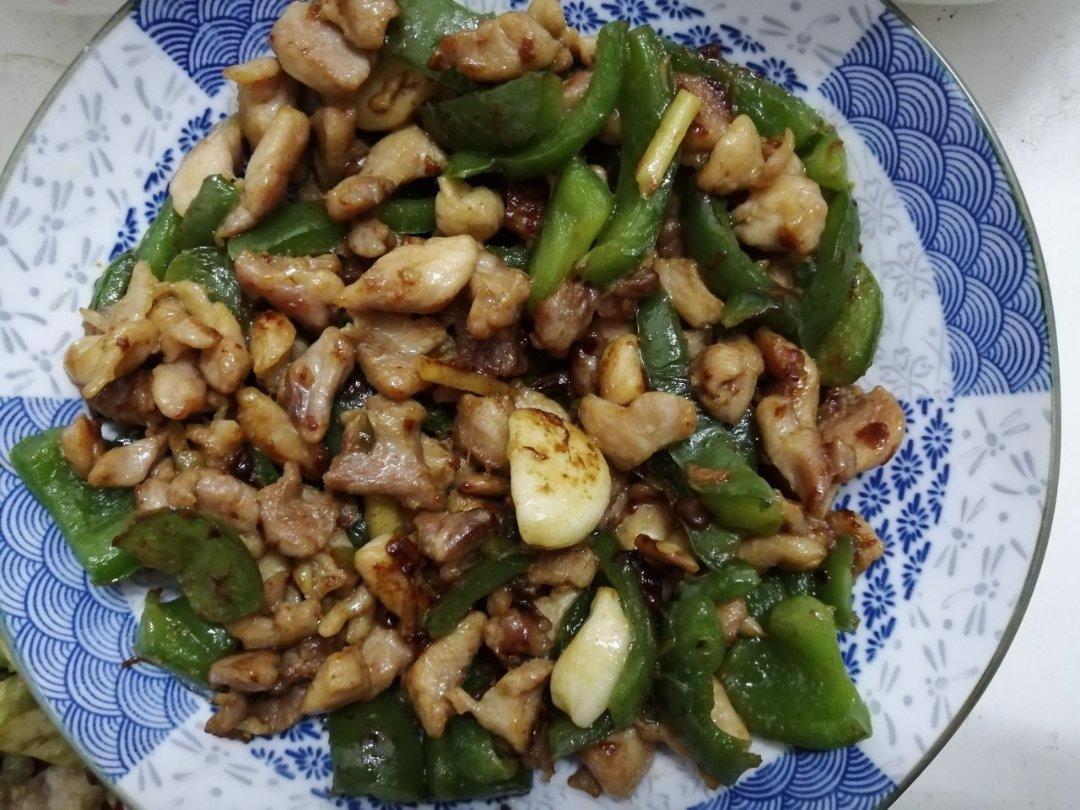 青椒炒鸡腿肉（大厨级别）