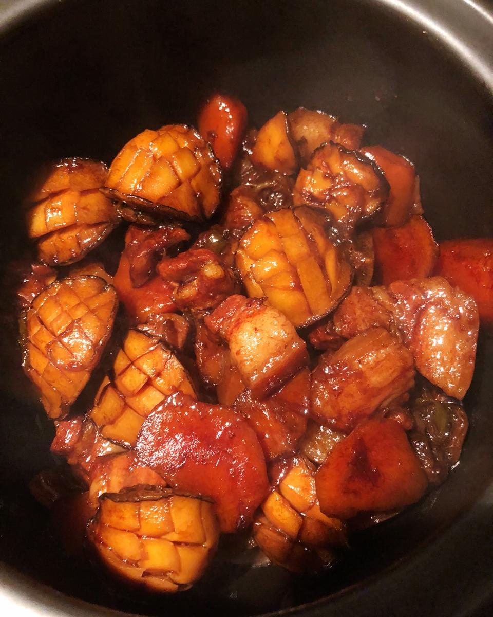 本帮鲍鱼红烧肉
