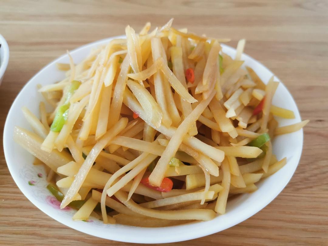 酸辣土豆丝的家常做法 超级下饭