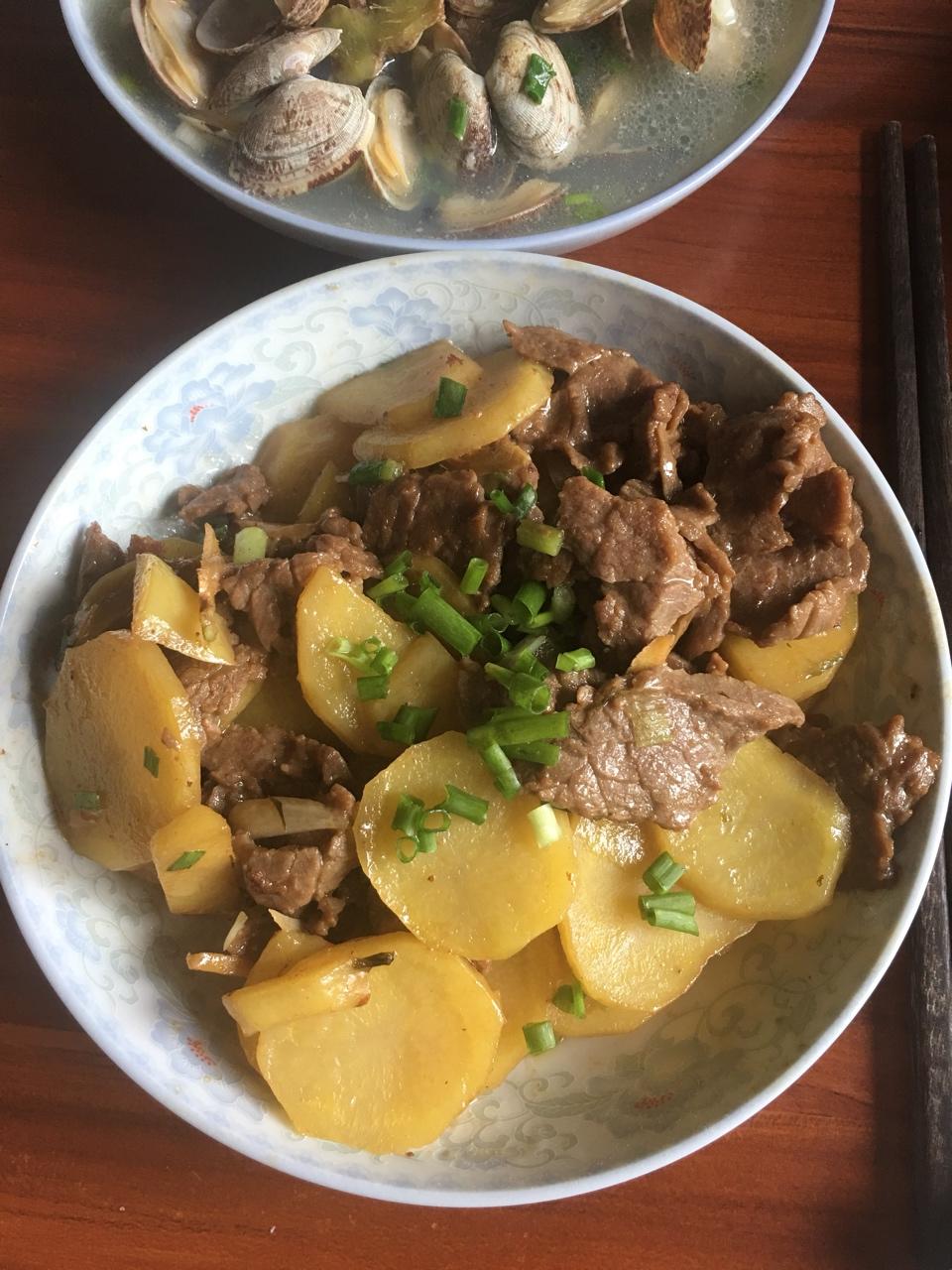 土豆炒牛肉