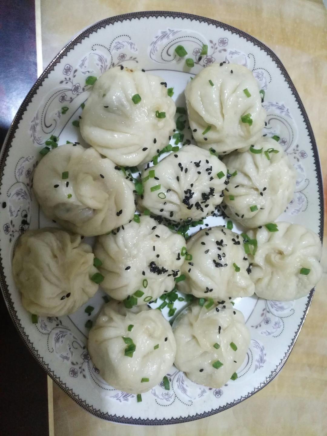 鲜虾猪肉生煎包（一定要看视频哟~）
