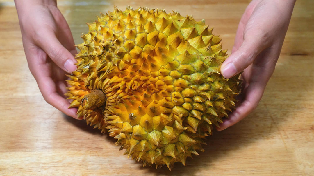 网友给的技巧果然管用，这样挑的榴莲皮薄肉多，又香又甜