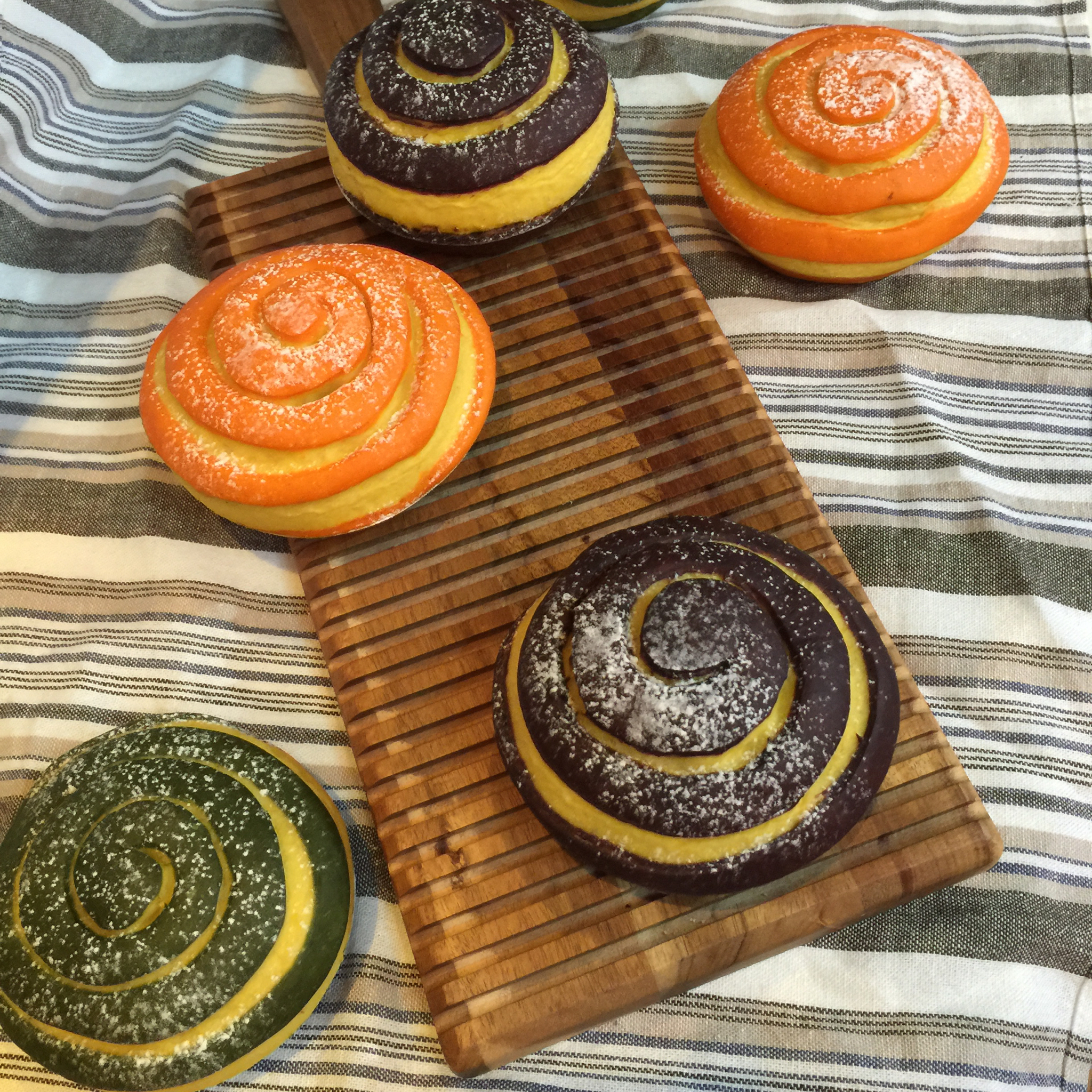 宝宝丽做的南瓜可可软欧