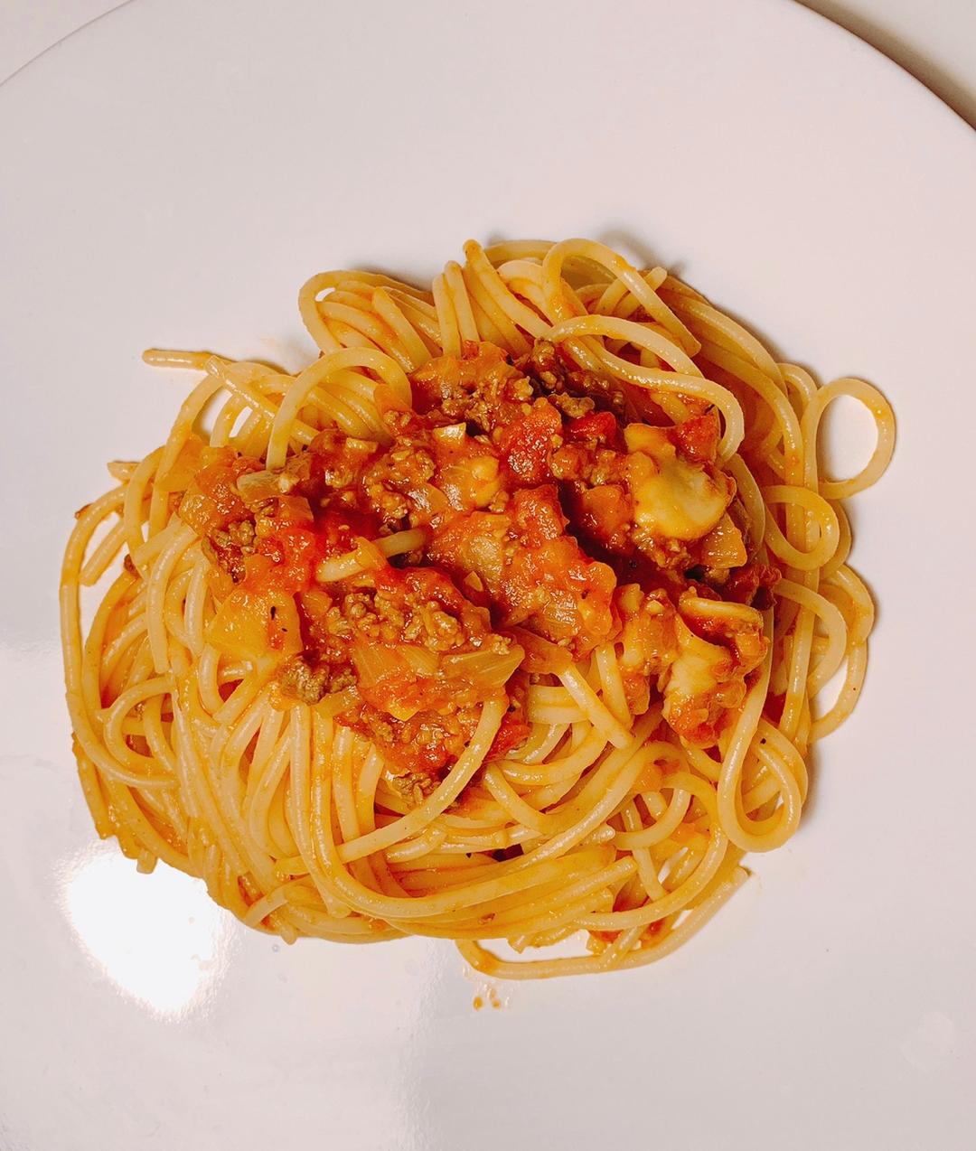 【番茄肉酱意面】