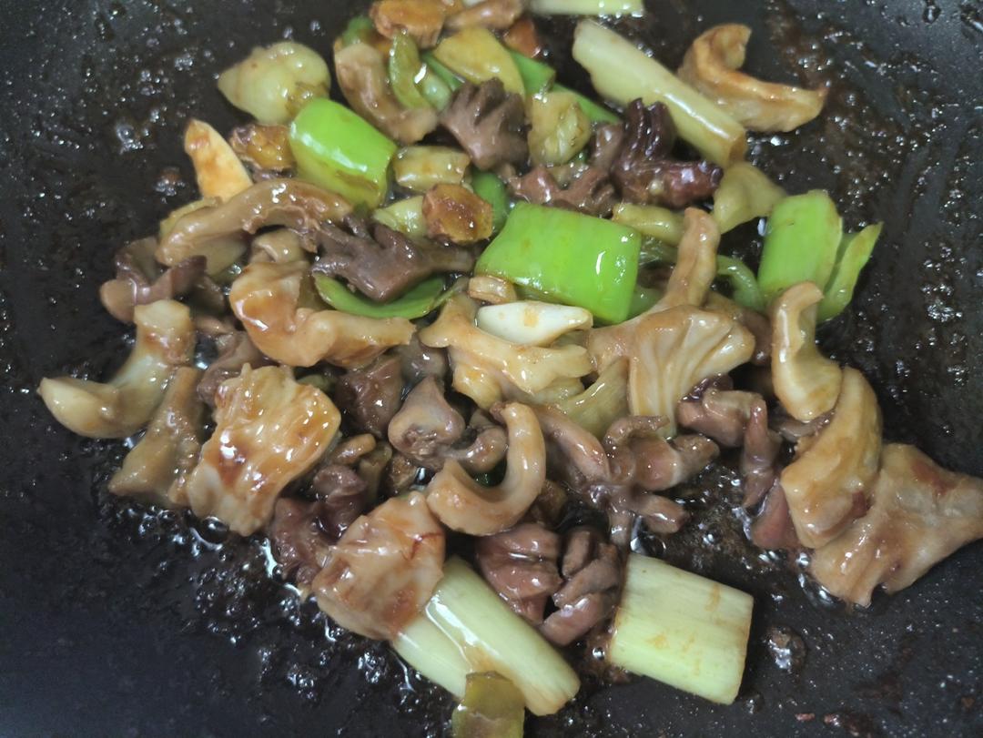 爆炒鸡胗