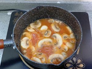 蔬菜汤/超鲜美西红柿蘑菇豆腐汤的做法 步骤5