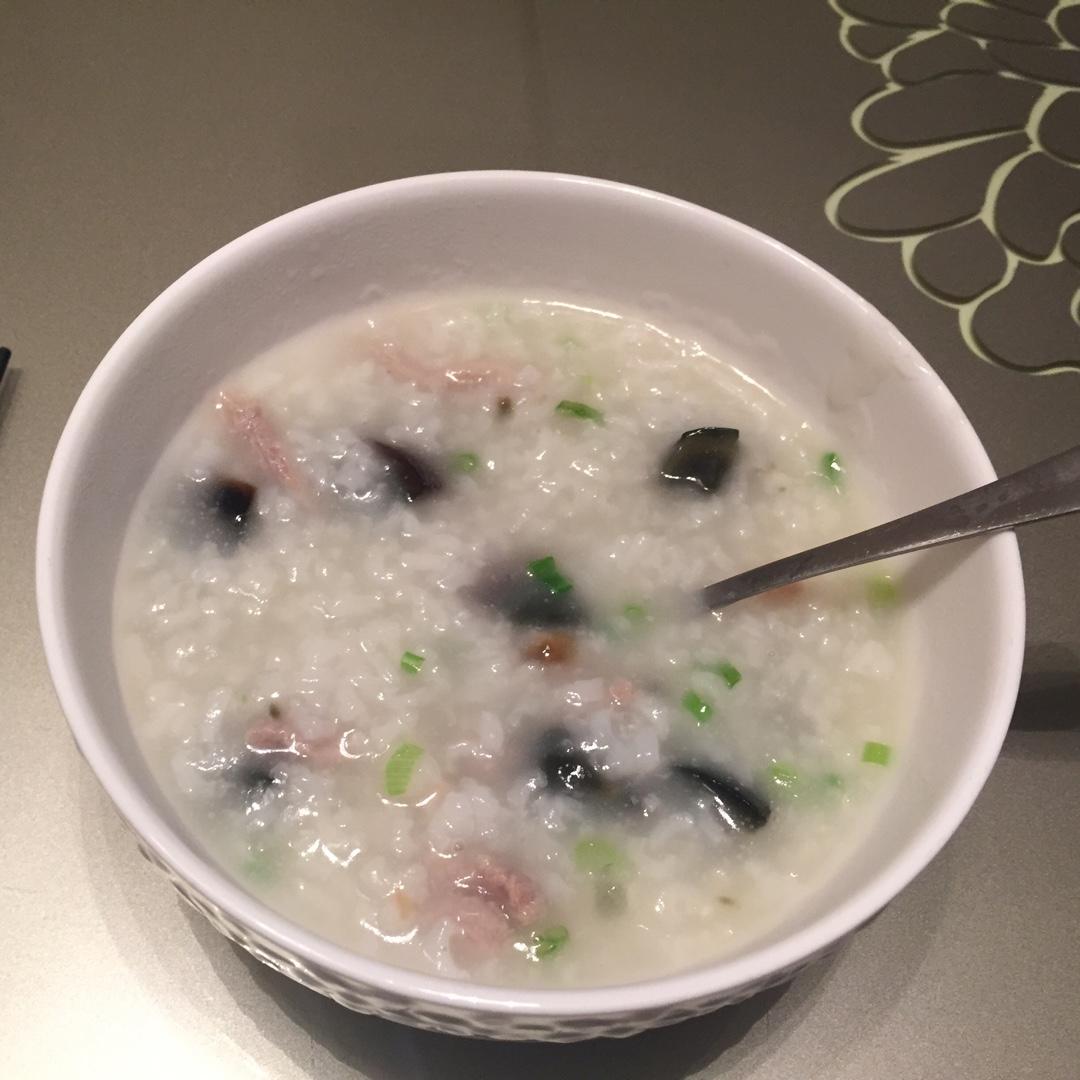 任珍珍做的皮蛋瘦肉粥