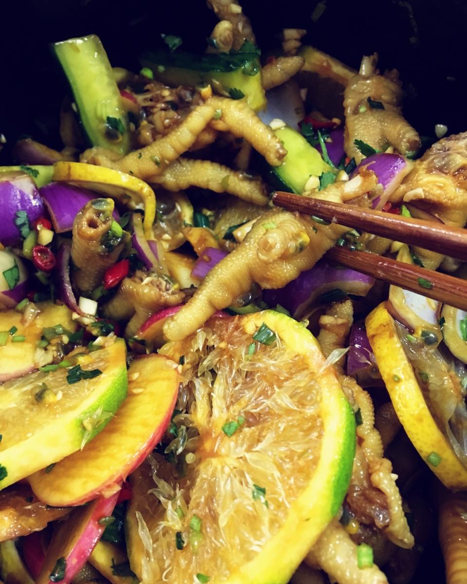 秘制酸酸甜辣百香果柠檬鸡爪