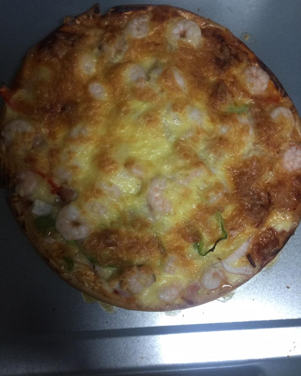 【鲜虾仁培根披萨】