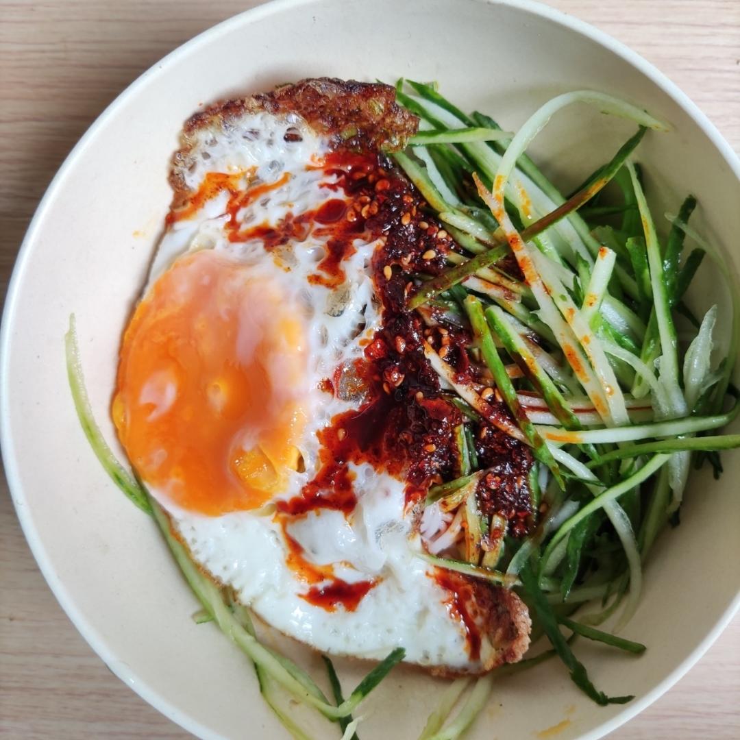 酸辣凉拌面，天热就爱吃这口