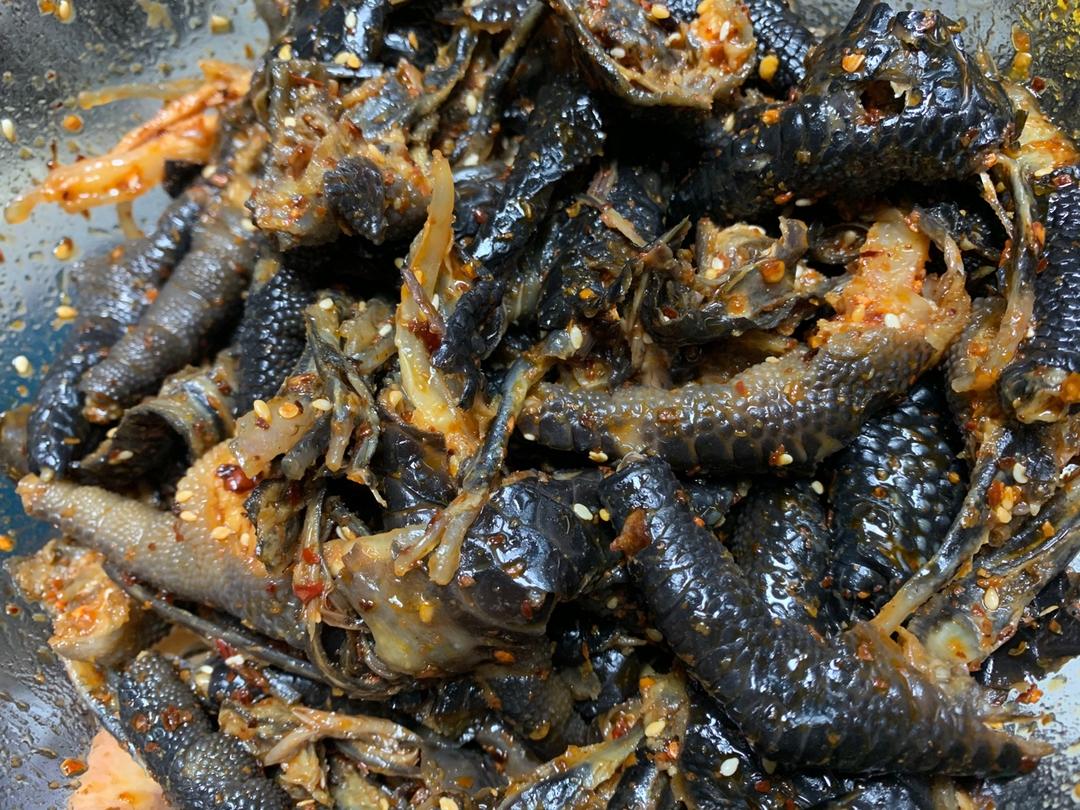啃了停不下来的零嘴😋无添加剂、安全的“红油鸡脚”