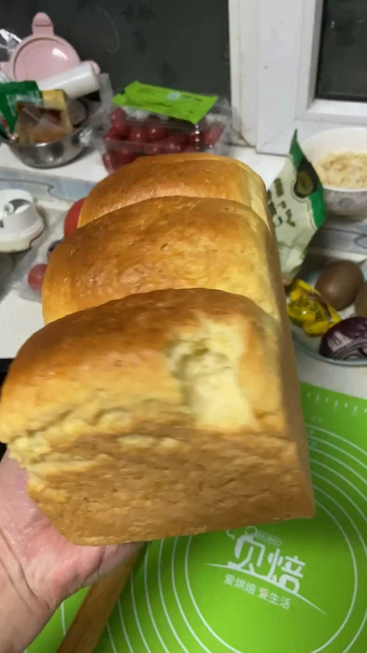 中筋面粉面包