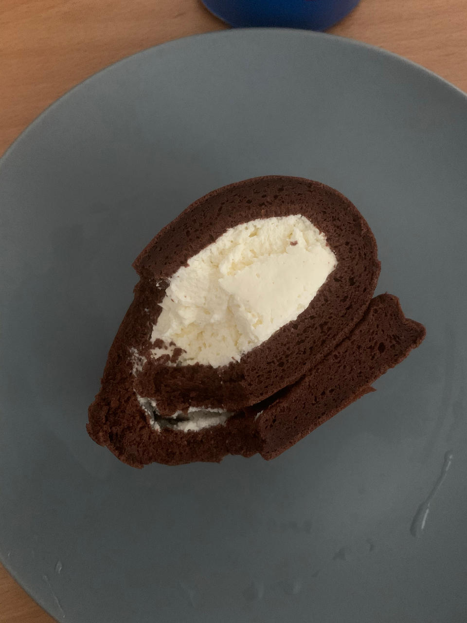 甘纳许巧克力蛋糕卷