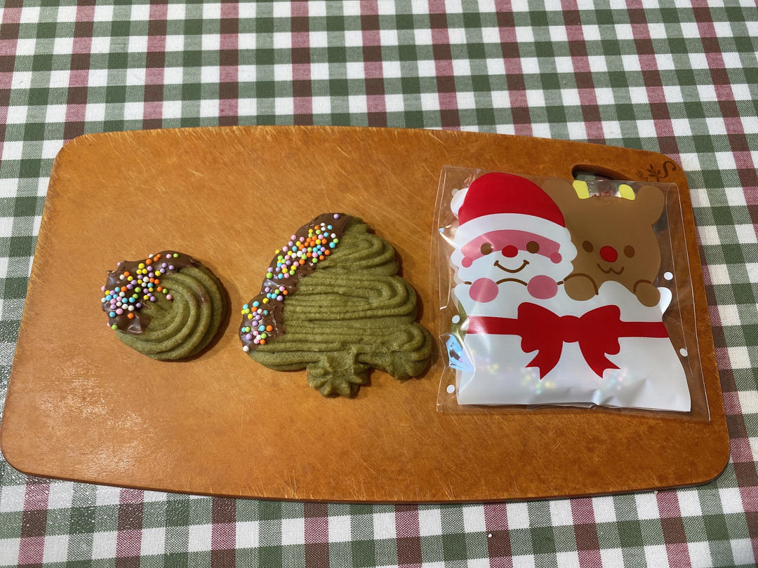 超简单快手的圣诞树饼干