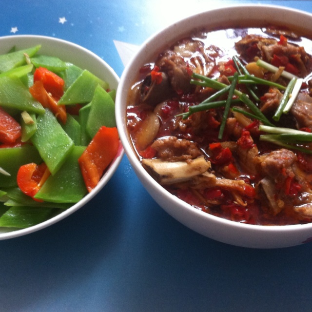 剁椒排骨蒸土豆