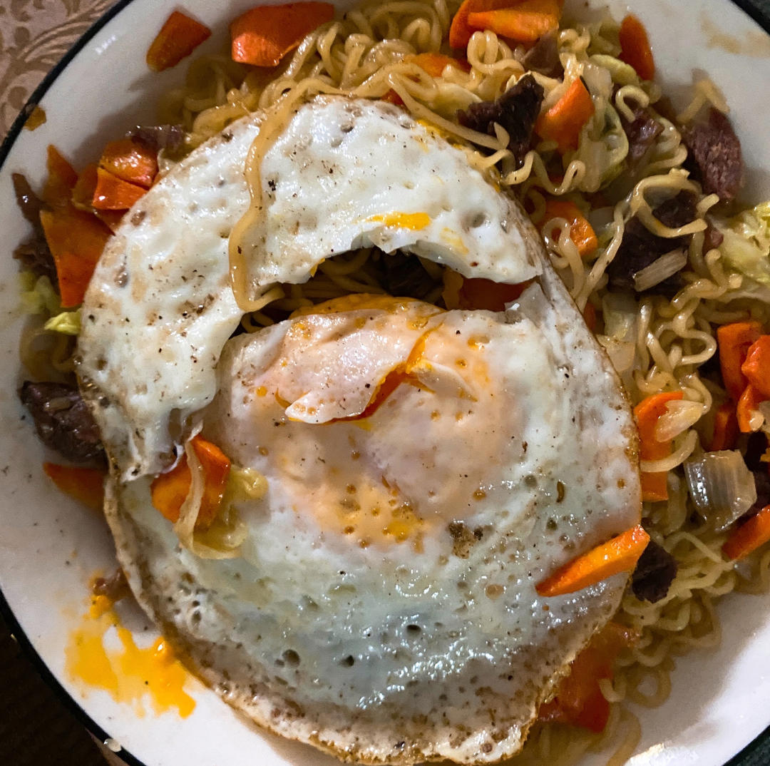 秒杀路边摊的炒方便面