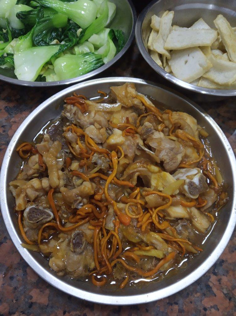 虫草花蒸鸡
