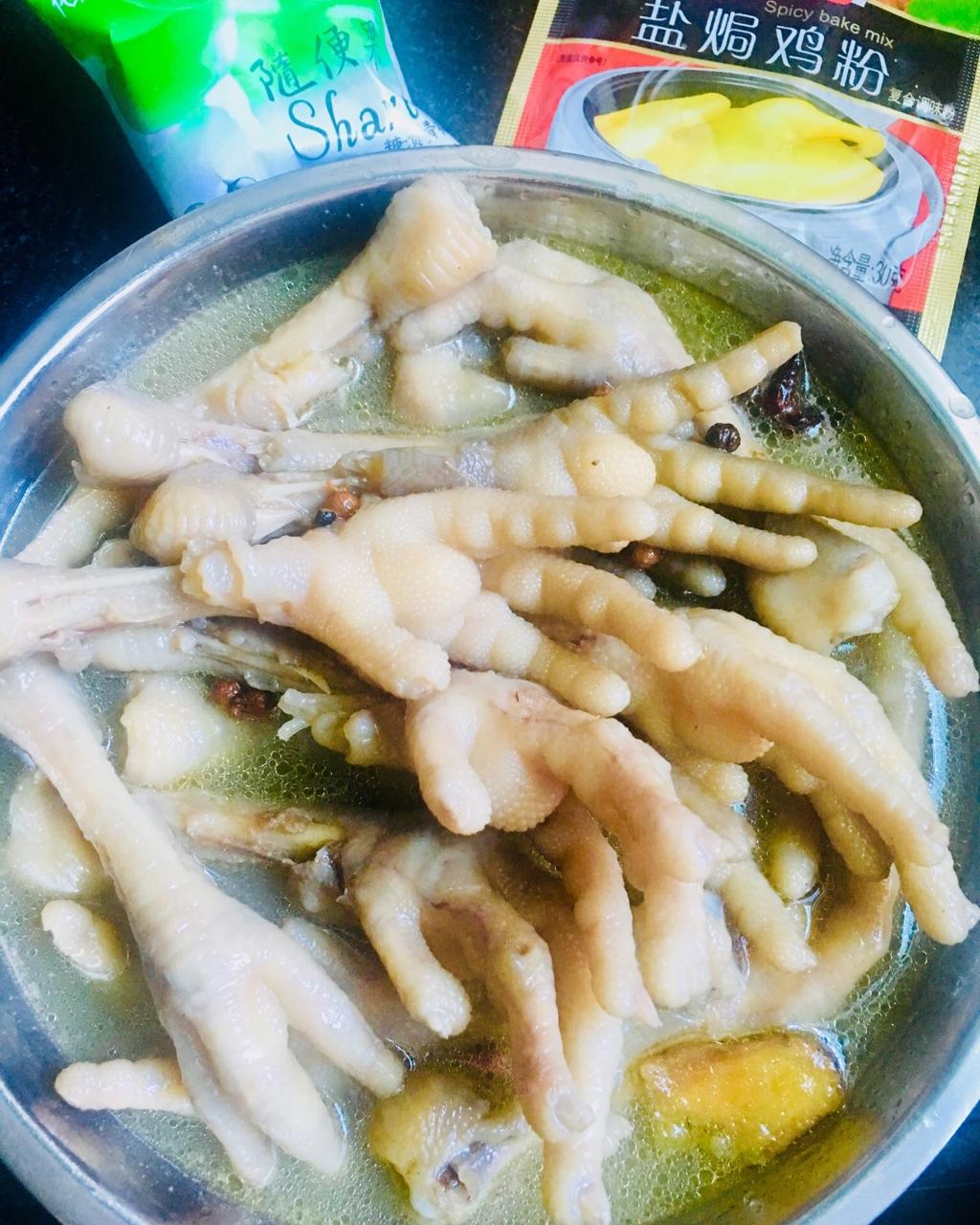 风味盐焗鸡爪