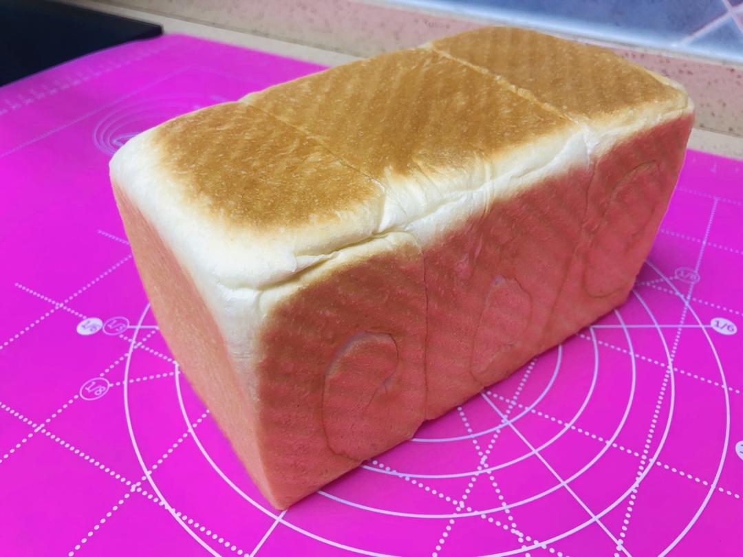 超柔牛奶棉花吐司（最详细的吐司食谱）