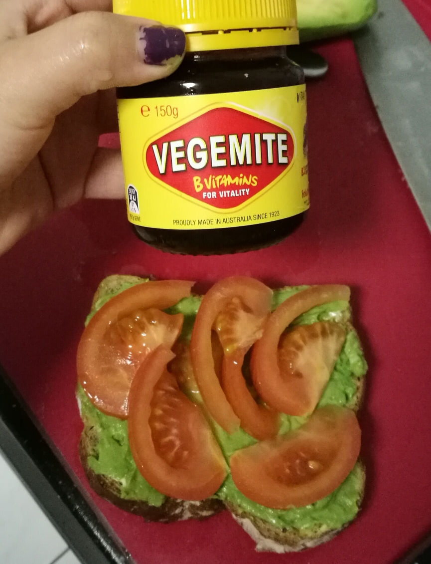 牛油果Vegemite营养加餐的做法