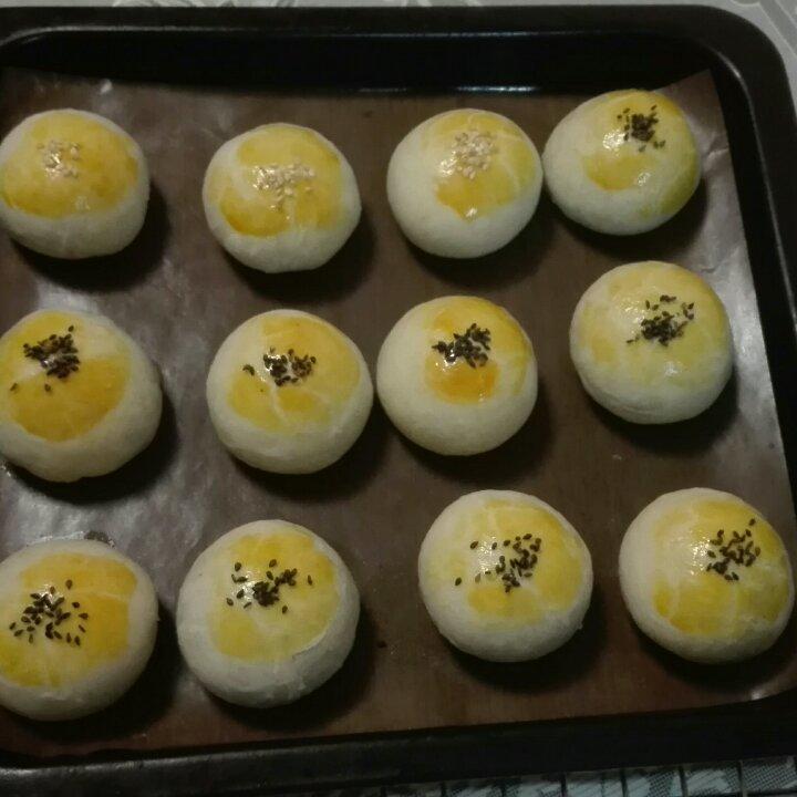 蛋黄酥~紫薯、抹茶、原味~花好月圆，中秋快乐~内附一次做六色蛋黄酥方法~