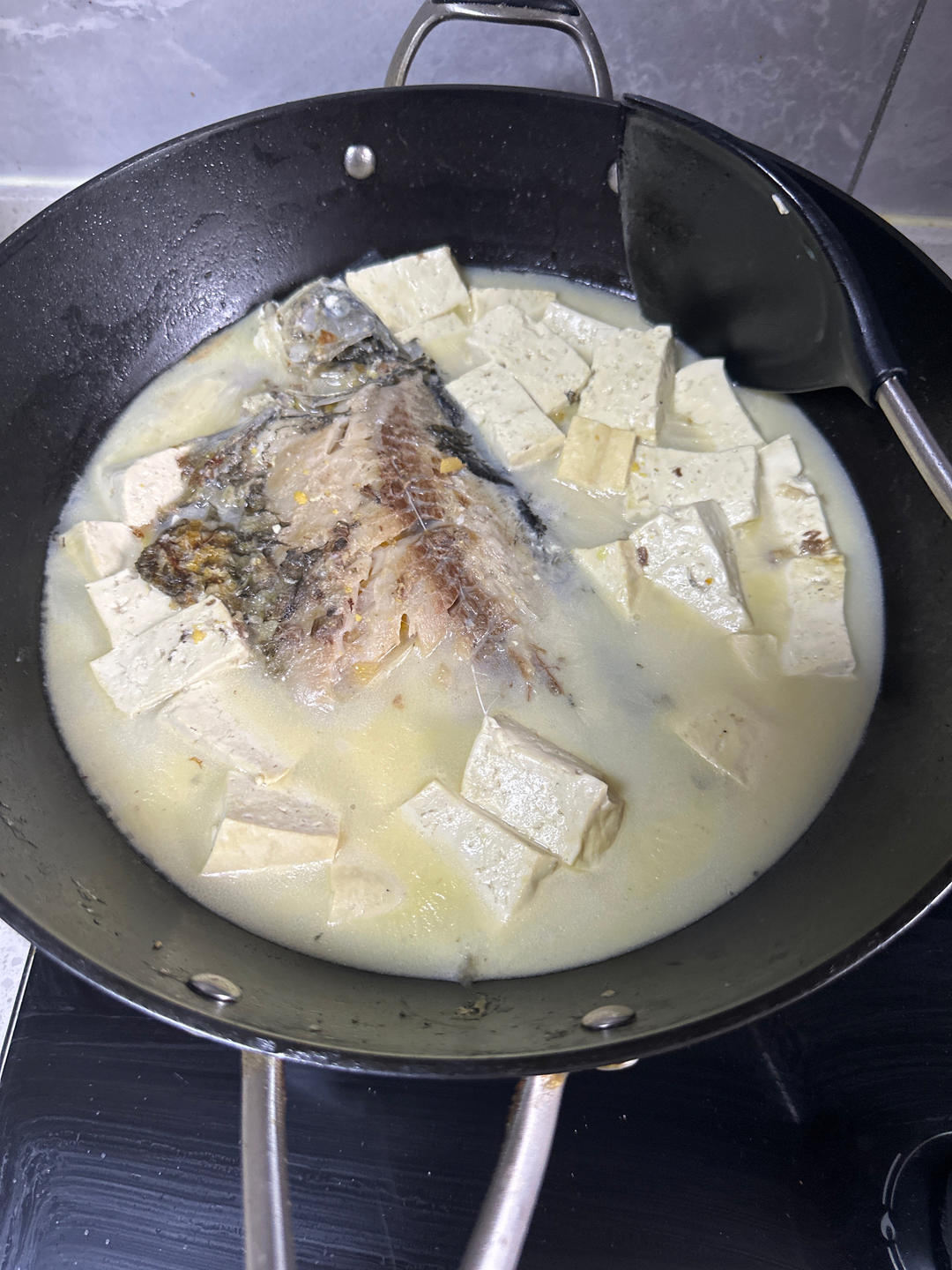 鲫鱼汤(鲫鱼豆腐汤)